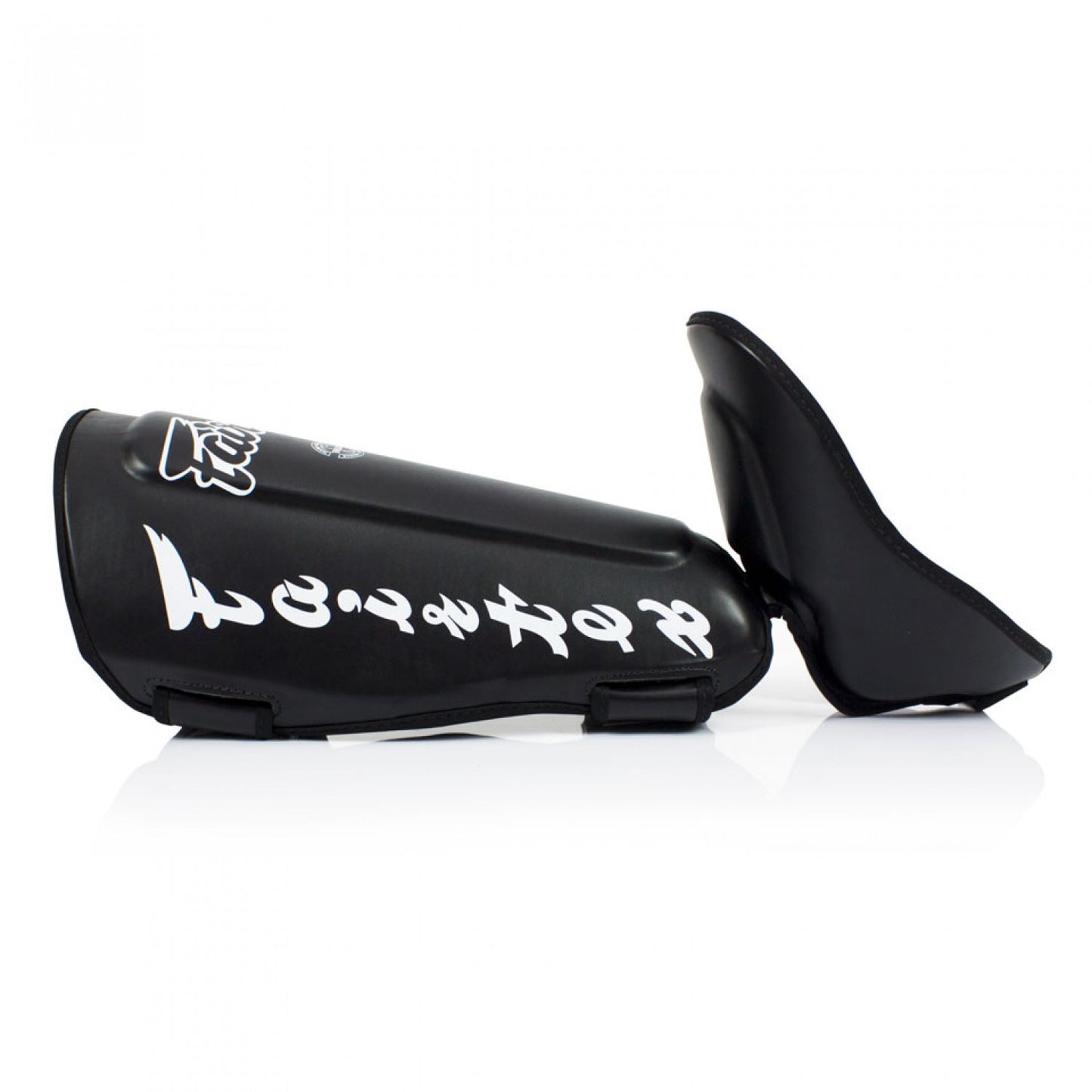 Fairtex SP7 Muay Thai Twister Detachable Shin Pads - Black